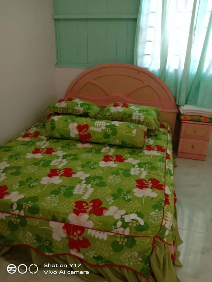 Opro S&S Homestay Pagoh Malay Only Муар Екстер'єр фото